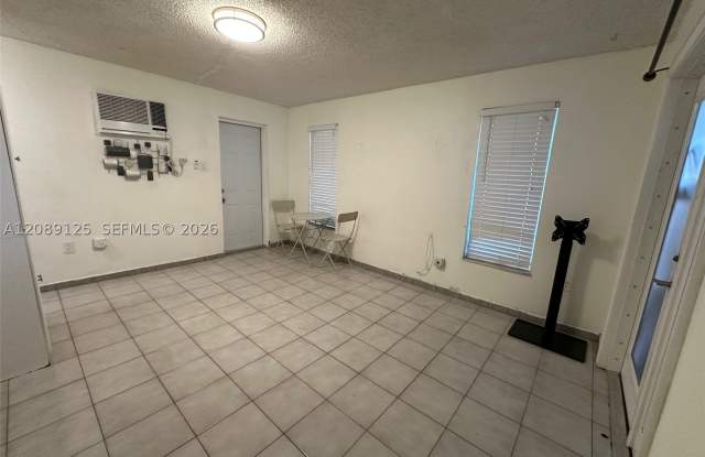 4623 SW 127th Pl Gallery 2