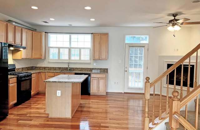 21763 Oakville Terrace Gallery 2