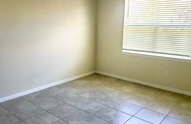 Call Ed for showings (352) 217-0284 Gallery 3