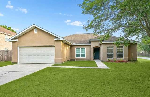 1204 BELAIR Boulevard photos photos