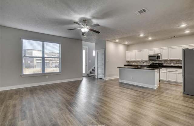 3900 Yukon Lane Gallery 2