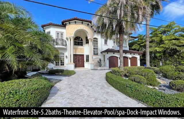 16425 NE 31st Ave - 16425 Northeast 31st Avenue, North Miami Beach, FL 33160