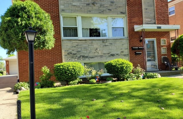 8013 West Churchill Avenue - 8013 West Churchill Avenue, Niles, IL 60714