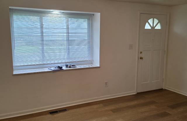 2537 Bethesda Ave Gallery 3