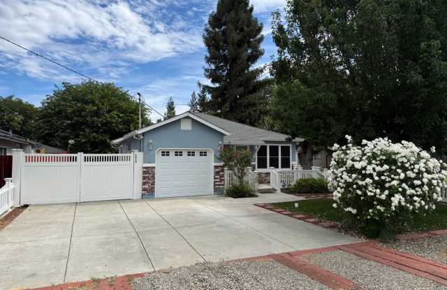 1616 Tamarack Rd - West Sacramento 95691 photos photos