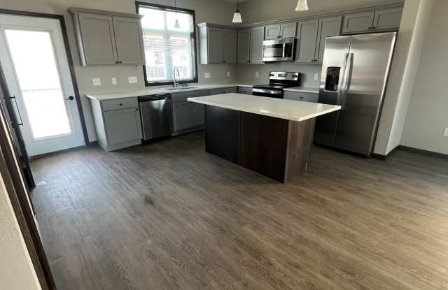 2140 Rolling Green Trail Gallery 4