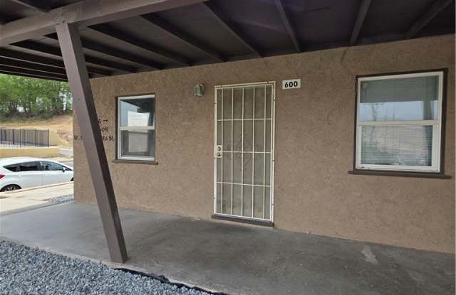 600 W Buena Vista photos photos