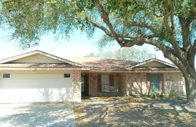538 Vega Drive - 538 Vega Drive, Corpus Christi, TX 78418