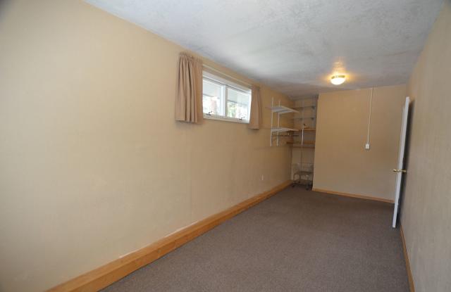 1 bedroom in Warrior's Mark! Gallery 1
