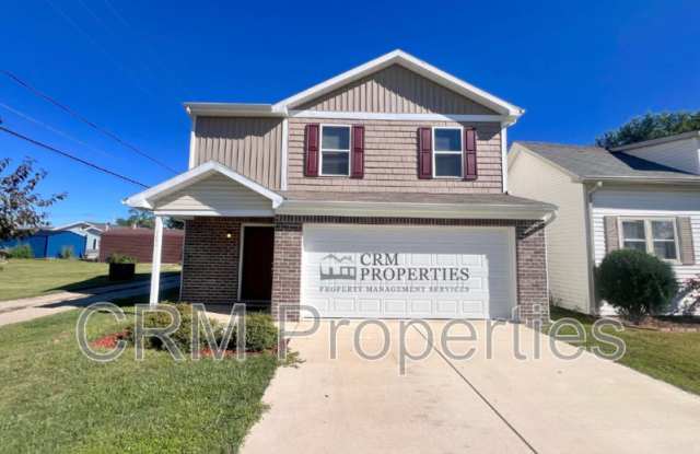 2204 S E St - 2204 South E Street, Elwood, IN 46036