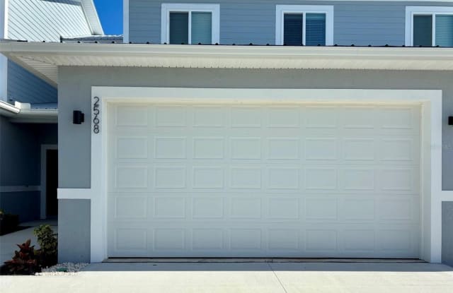 2568 PINE PLACE - 2568 Pine Place, Winter Haven, FL 33881