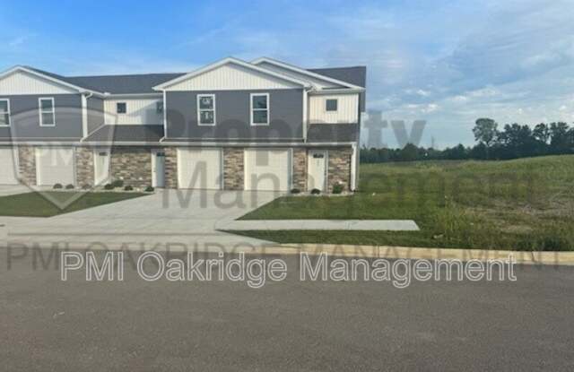 223 Bruns Dr - 223 Bruns Drive, Brookville, OH 45309