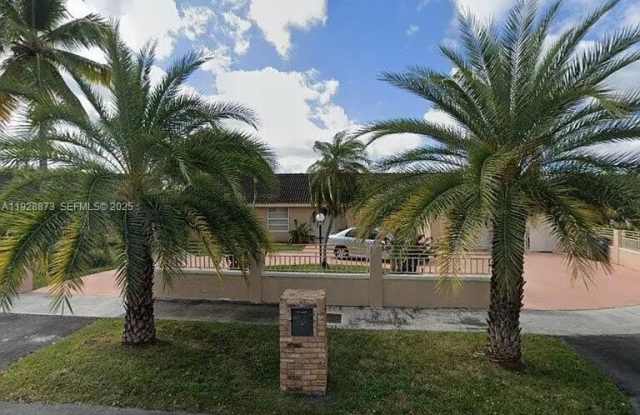 4342 SW 145th Ave photos photos