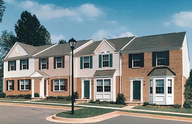Carlson Woods Townhomes photos photos