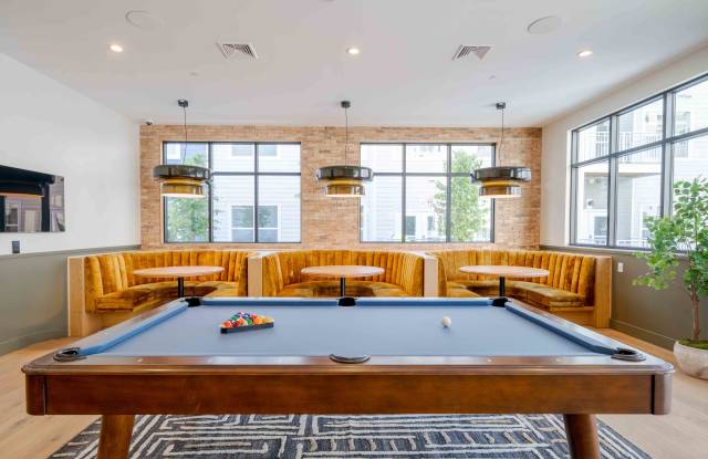 Alexan Waltham photos photos Alexan Waltham photos photos