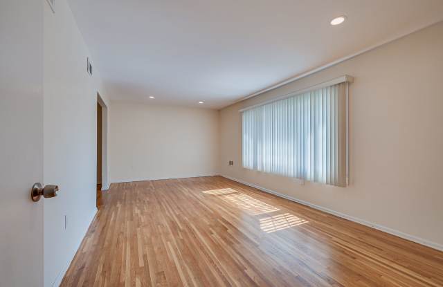 841 Walnut Street photos photos