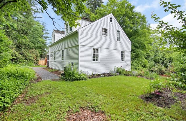 322 Old Town Farm Road - 322 Old Town Farm Road, Litchfield County, CT 06798