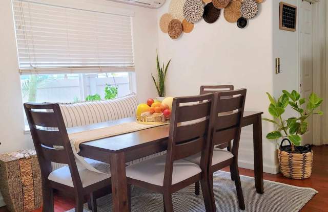 Charming 4-Bedroom Home with Solar Power in Launani Valley (Mililani Area) Gallery 4