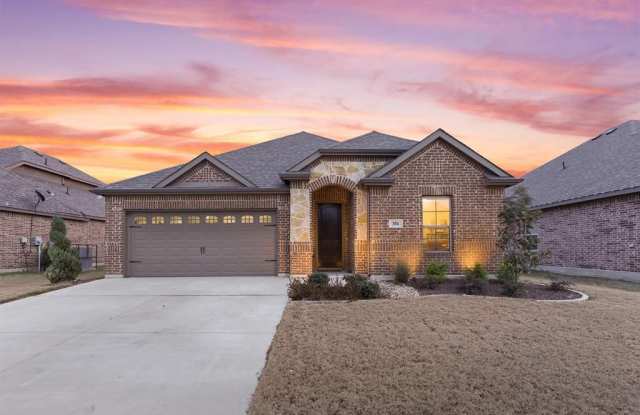 354 S Hill Drive - 354 South Hill Drive, Waxahachie, TX 75165