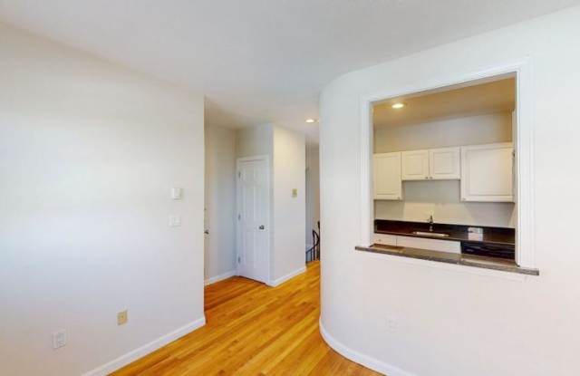 202 H St. photos photos