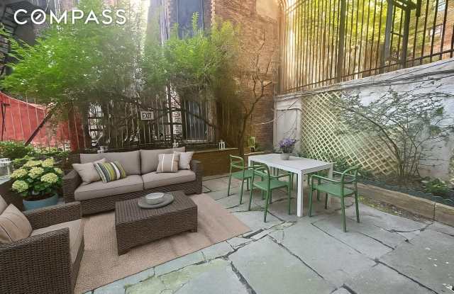 237 East 79th Street - 237 East 79th Street, New York City, NY 10075 237 East 79th Street - 237 East 79th Street, New York City, NY 10075