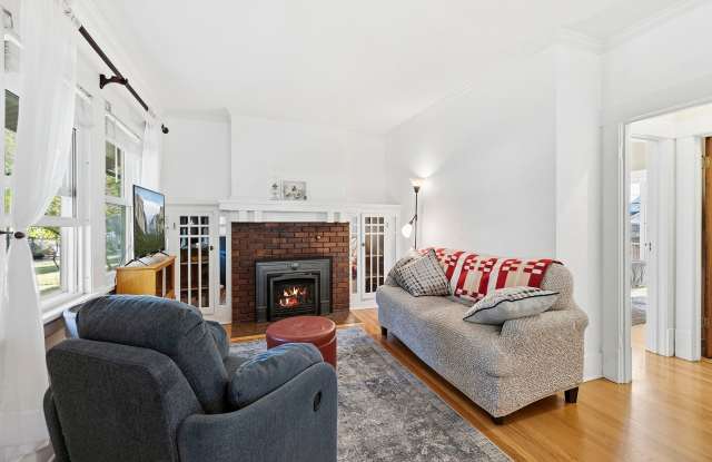 1223 West 31st Street, Cheyenne Gallery 4
