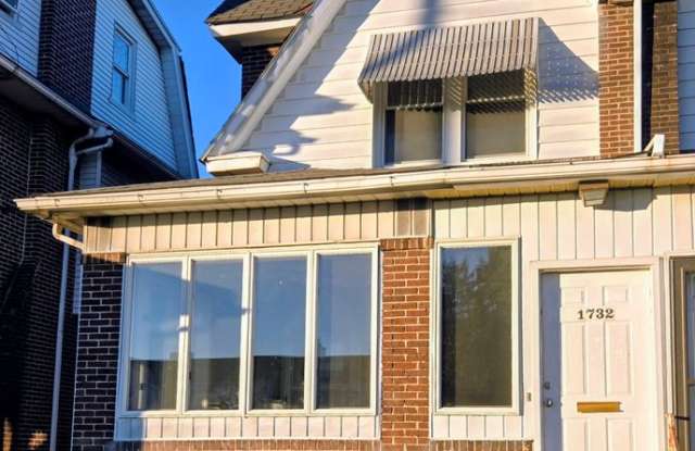1732 W. Broad Street photos photos
