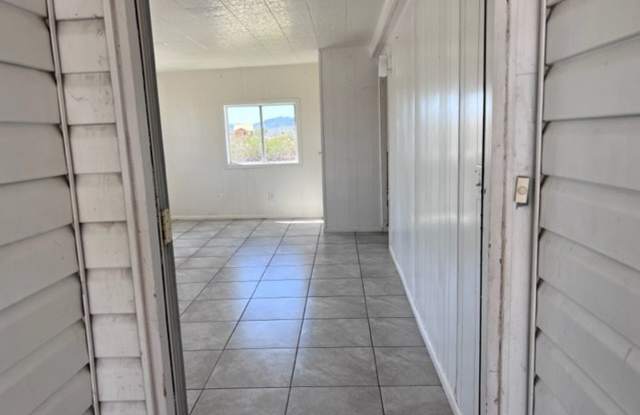 2BR with Bonus room near Rotary Park, Quiet neighborhood Gallery 4