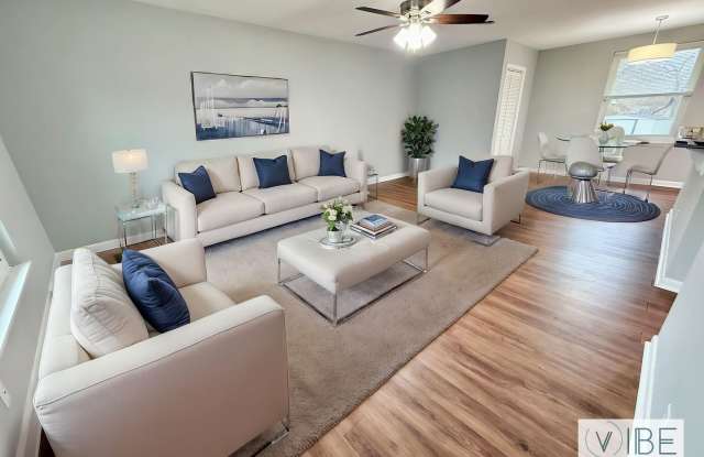 3 Bedroom 1.5 Bath House w/Large Yard- Easy access to OHB and Nolensville Pk $2100 photos photos