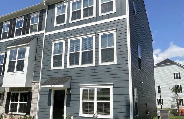 Move In & Save Big! 1 Month FREE + $1,000 Visa Card! photos photos Move In & Save Big! 1 Month FREE + $1,000 Visa Card! photos photos