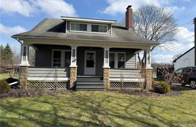 364 N Chillicothe Road photos photos