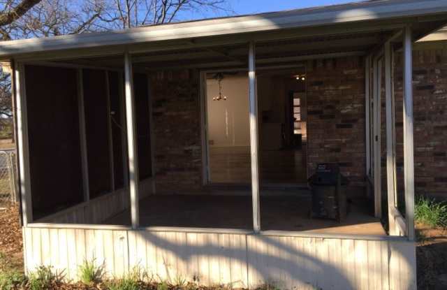 900 Sandy Beach Rd. Gallery 2