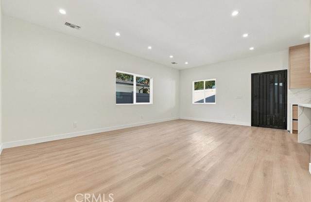 10904 Tujunga Canyon Boulevard Gallery 2