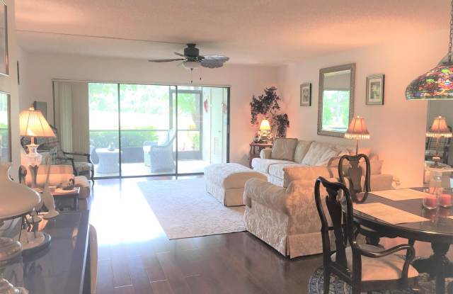 13335 TOUCHSTONE Place Gallery 4