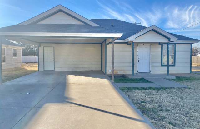 3 bed 1.5 bath now available. photos photos