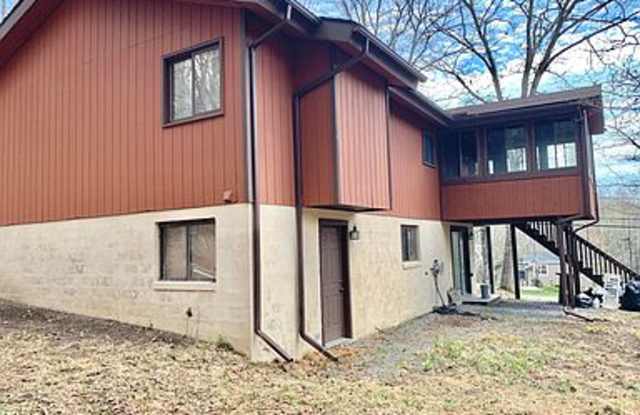 5905 Decker Road Gallery 2