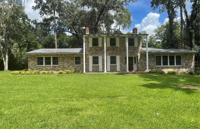 1801 NW 30TH TERRACE - 1801 Northwest 30th Terrace, Gainesville, FL 32605 1801 NW 30TH TERRACE - 1801 Northwest 30th Terrace, Gainesville, FL 32605