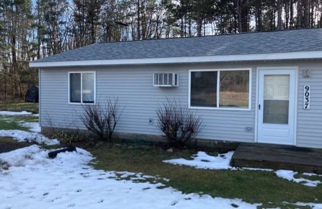 RANCH STYLE 2 BEDROOM DUPLEX FOR LEASE photos photos