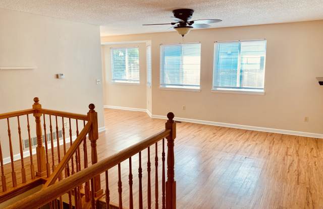 6204 Xavier Ct Gallery 4