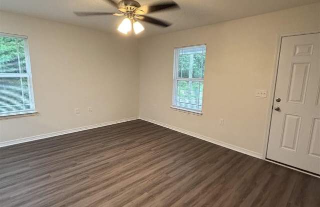 6550 Maddox Rd photos photos
