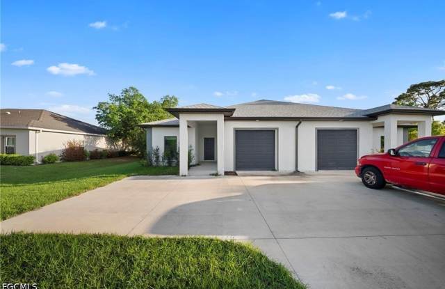 26481 sandhill Boulevard Gallery 1