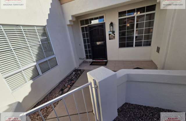 NE off Wrightstown & Pantano 3/2 with pool, patio and loads of upgrades photos photos