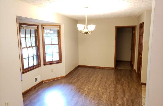 1593 HIGHWAY 3 N Gallery 4