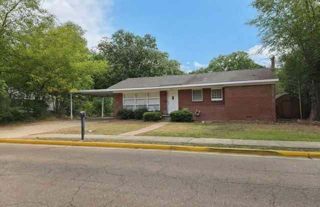 3BR/2BA For Rent Gallery 1