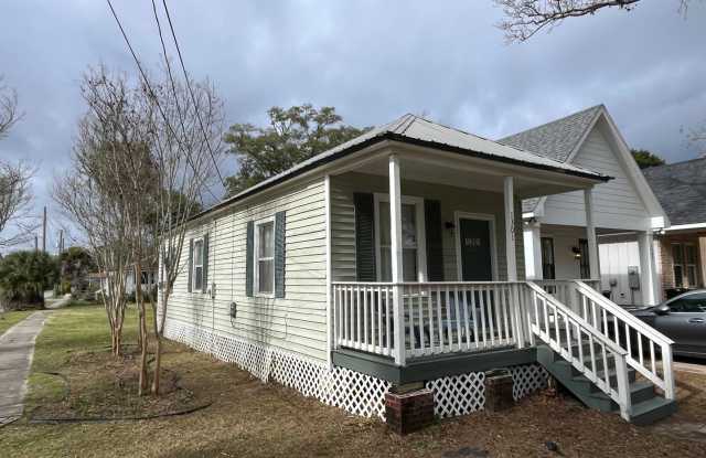 Furnished Downtown Mid Term Rental near East Hill photos photos Furnished Downtown Mid Term Rental near East Hill photos photos