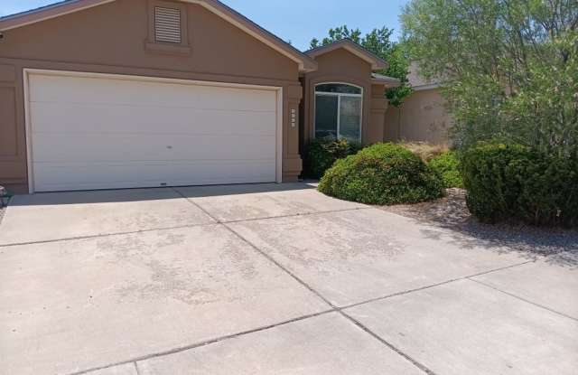 Stunning 3-bedroom, 2-bathroom home! Showings coming soon! photos photos