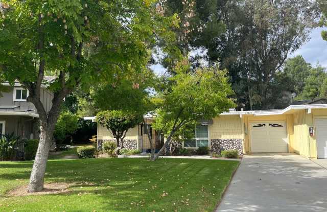 Single Story 2 Bed Condo photos photos