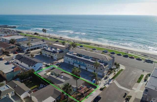 135 Juniper Ave - 135 Juniper Avenue, Carlsbad, CA 92008