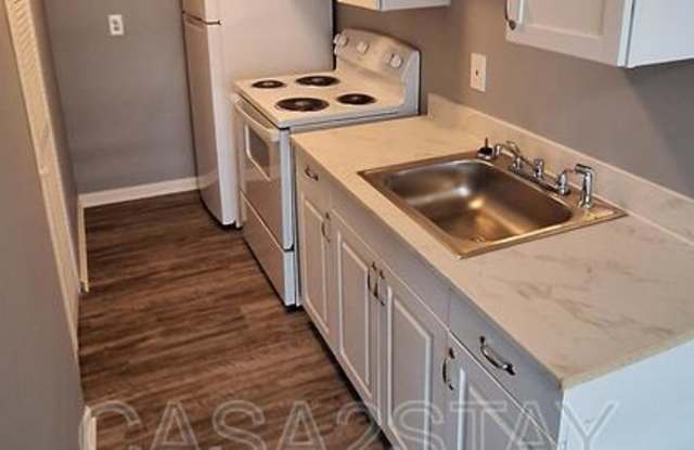 383 Redmar Blvd photos photos