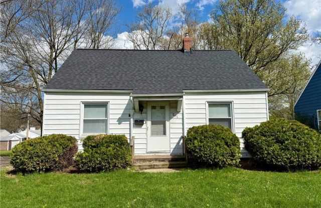 857 Kennebec Avenue photos photos